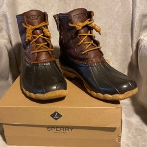 Sperry Duck Boot, size 6.5